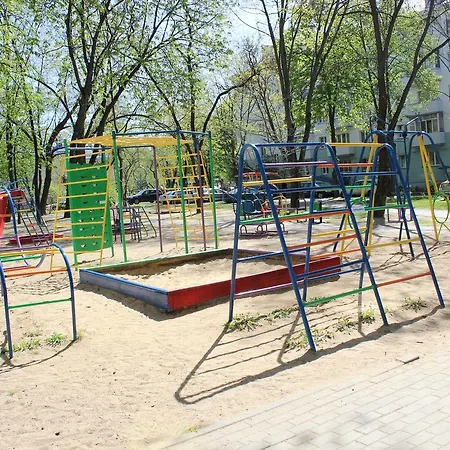 Рядом Независимости 52 Центр Мулявина 3 Апартаменти